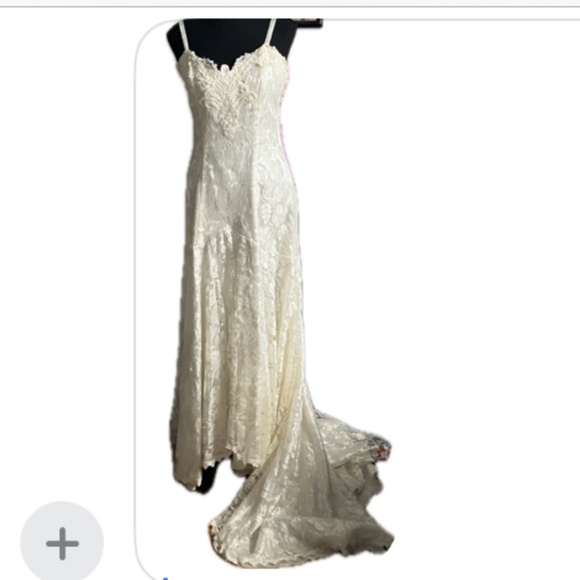 Vintage Wedding Dress - Picture 8 of 8